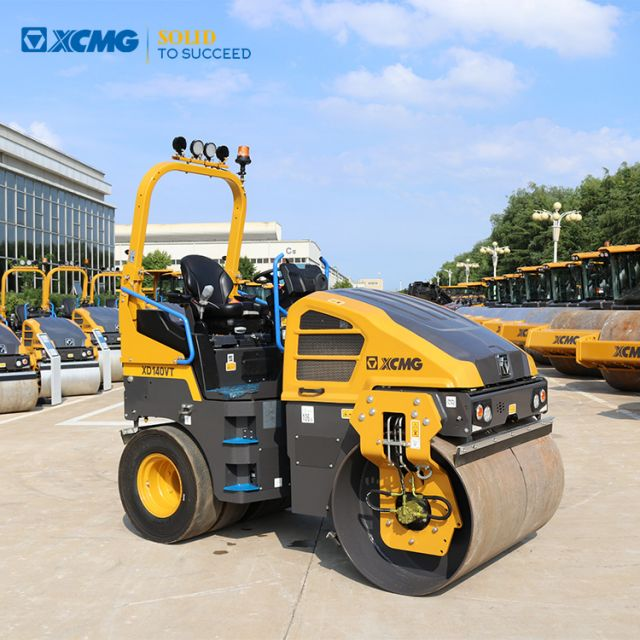 XCMG Official 4 Ton High Efficiency Small Compactor Road Roller XD140VT Hot Sale